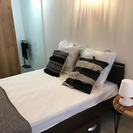 Loft Avec Beaucoup De Cachet Centre Historique Montpellier Appartement Buitenkant foto